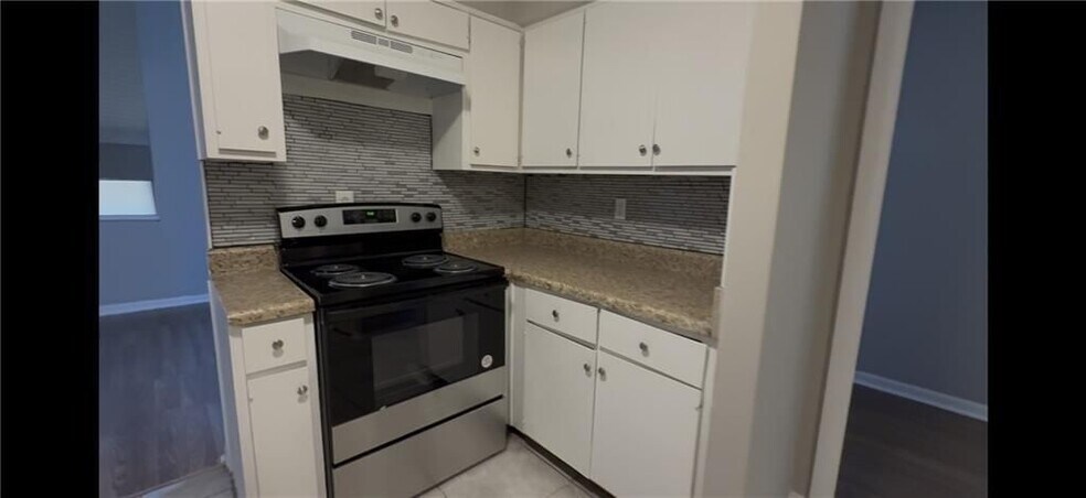 Building Photo - 2563 Terrace Trail