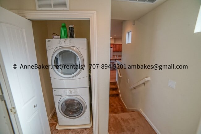 Building Photo - Lofty Living in Cloverdale's the Gardens a...
