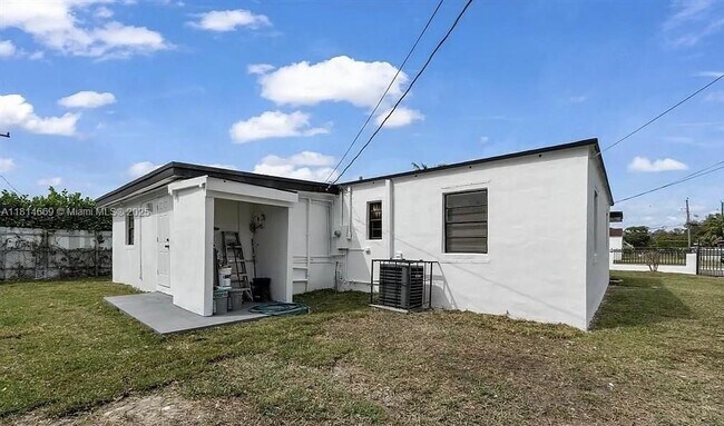 Building Photo - 1732 NW 80th St