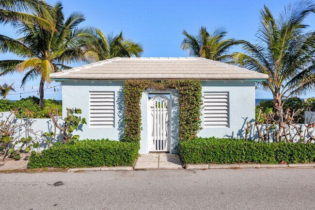 Building Photo - 230 Osceola Way