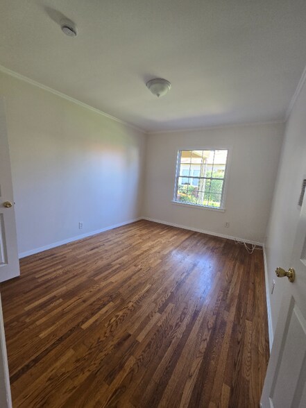 Building Photo - 13644 Leadwell St