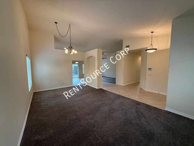 Building Photo - 3714 Pondera St