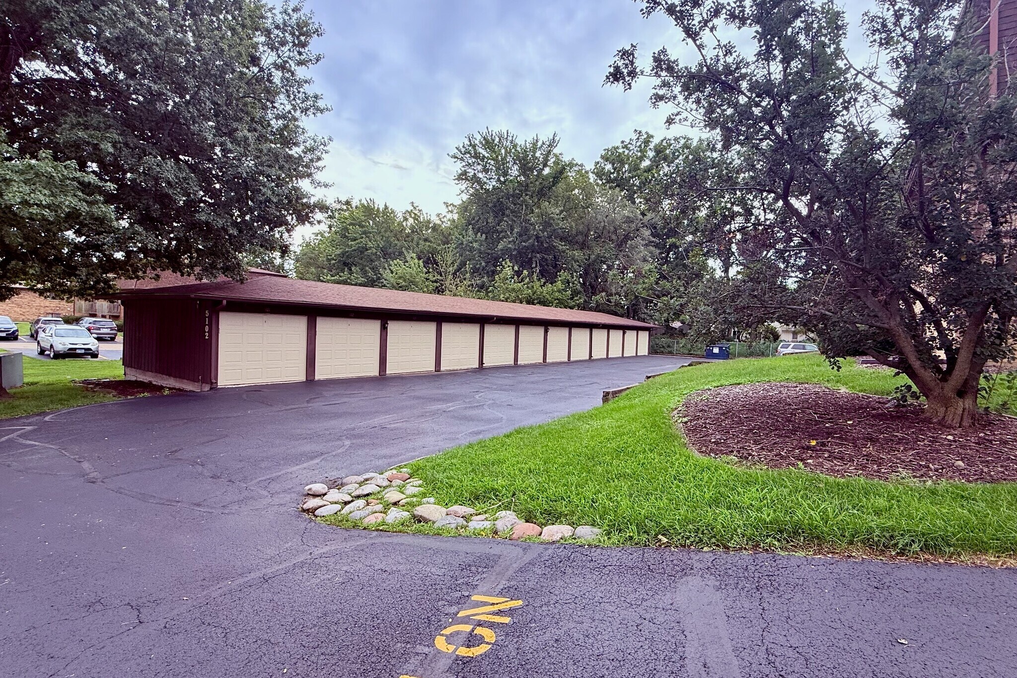 Building Photo - 5102 25th Avenue Ct