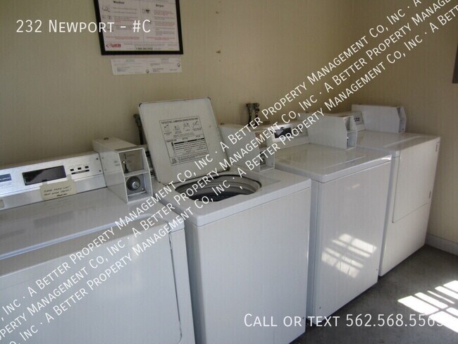 Building Photo - 232 Newport-#C