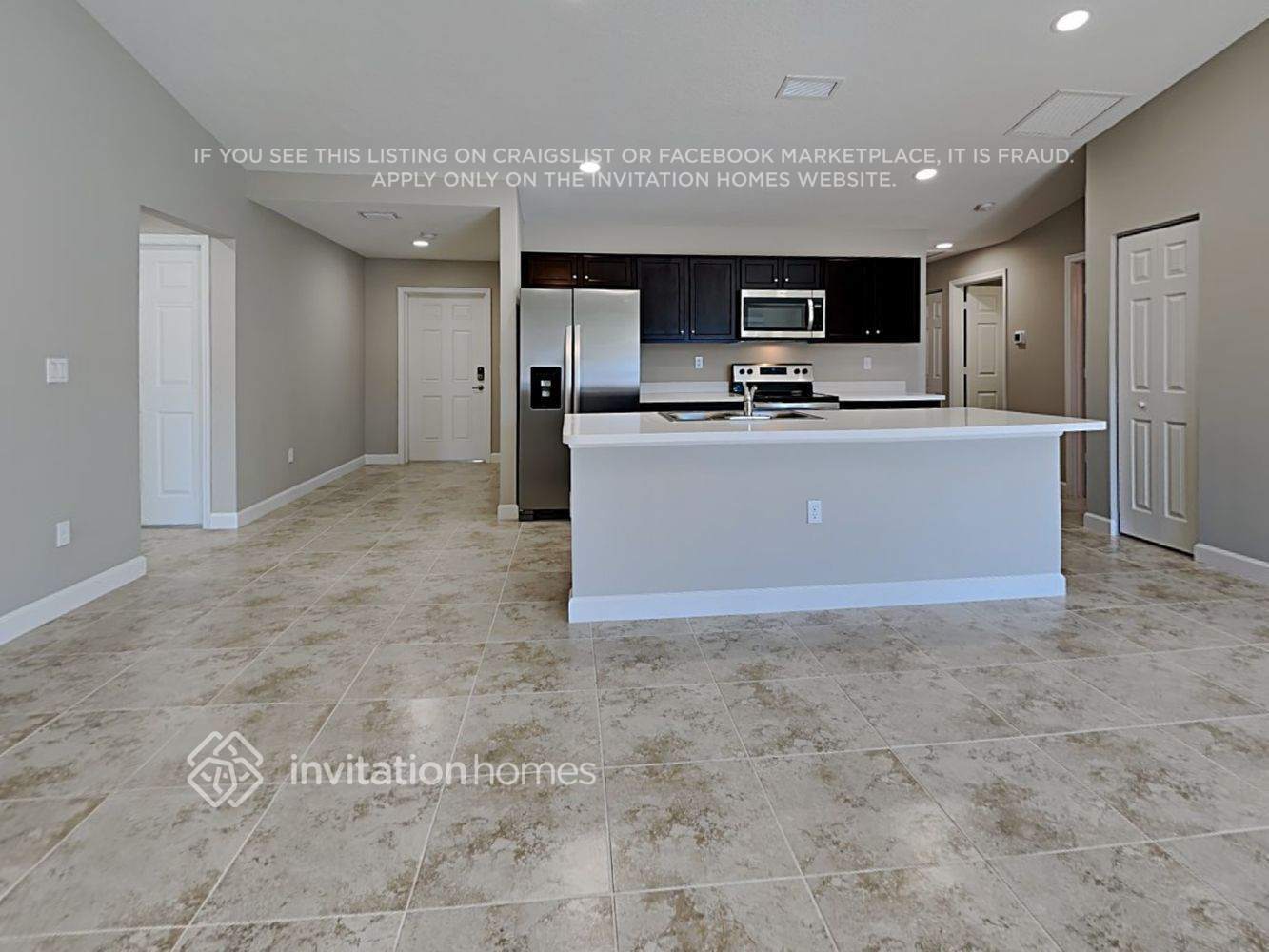 Building Photo - 575 Gancedo St SW