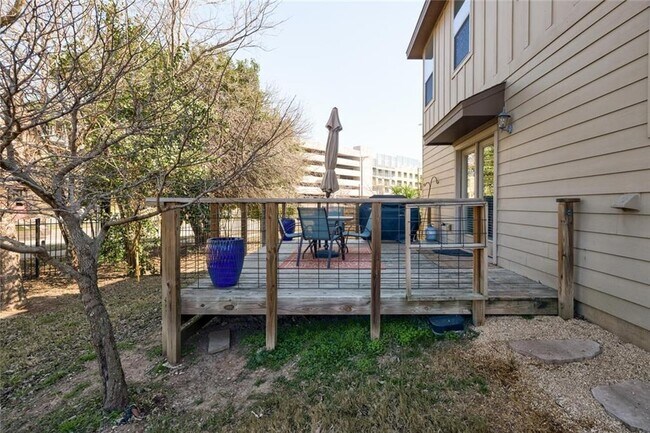 Building Photo - 2101 Rivers Edge Way