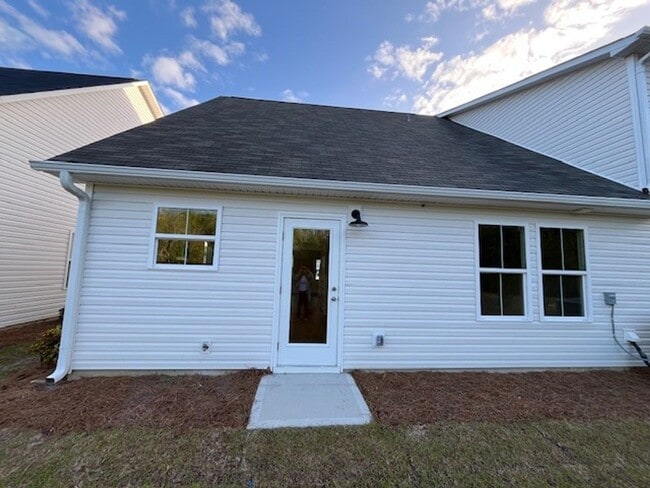 Building Photo - 5086 Northstar Dr