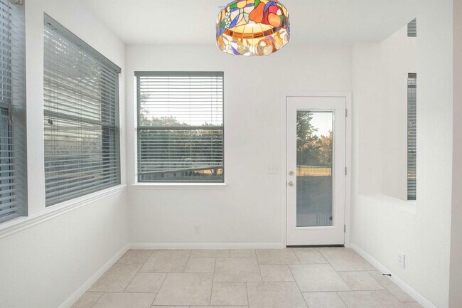 Building Photo - 2514 Crenshaw Dr