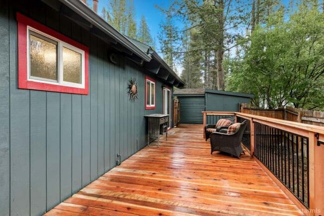 Building Photo - 1617 Cree St