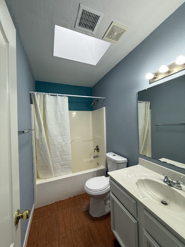 Building Photo - Well, kept three-bedroom, two baths home with Solar Panels. A must see, lease today! 11797 Imperi...