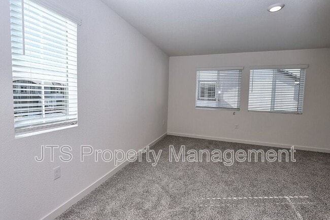 Building Photo - 8312 Whippersnapper Way