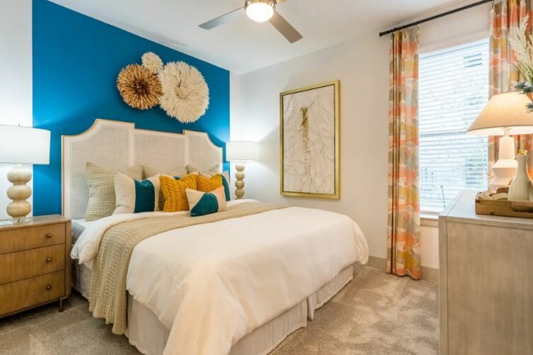 Building Photo - 650 Sgt Ed Holcomb Blvd S