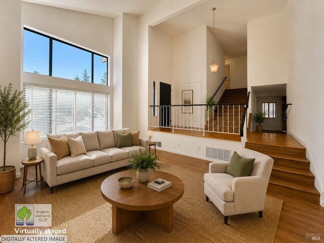 Building Photo - 768 Rose Dr