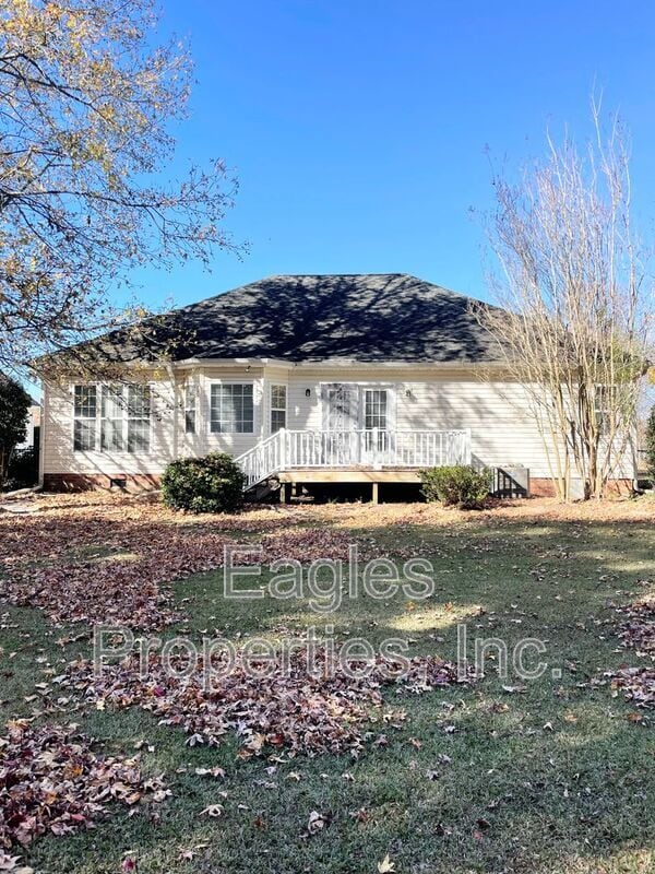 Building Photo - 202 Adler Ln