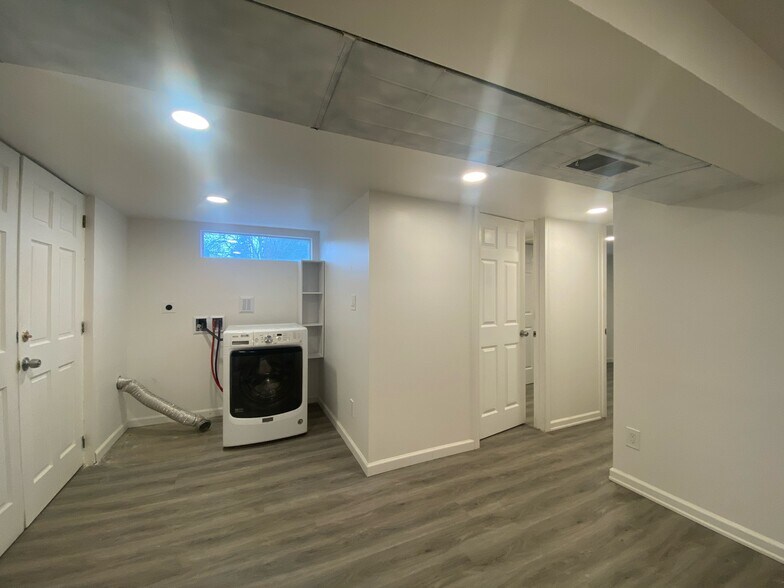 Unit2 - 11636 59th Ave S