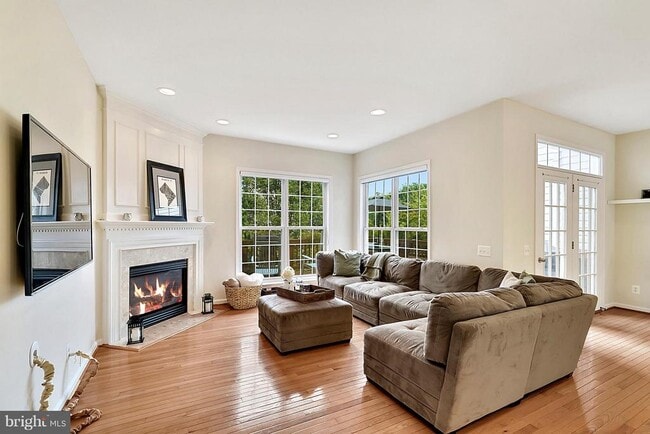 Building Photo - 4035 Timber Oak Trl