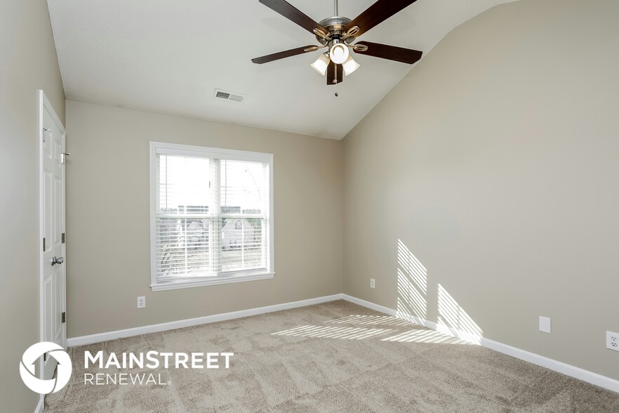 Building Photo - 147 Black Angus Dr