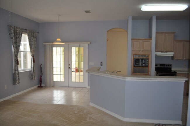 Building Photo - Lovely home in Pine Lakes