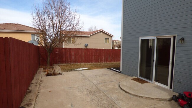 Building Photo - $0 DEPOSIT OPTION. CHARMING 3-BEDROOM HOME IN GREEN VALLEY RANCH WITH SPACIOUS LAYOUT & PRIME LOC...