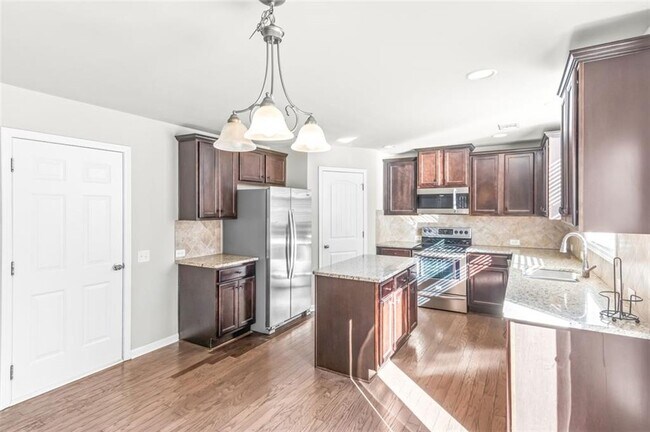 Building Photo - 4237 Water Mill Dr