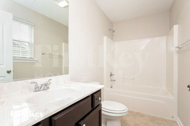 Building Photo - 5793 Midstream Cir