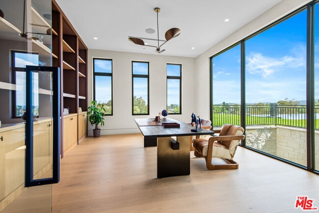 Building Photo - 5340 Whitman Rd