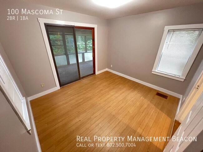 Building Photo - 100 Mascoma St