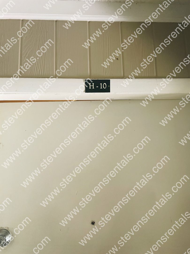 Building Photo - 441 Harding Pl