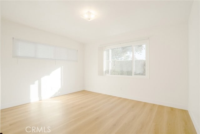 Building Photo - 2031 Nutwood Ave