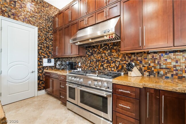 Building Photo - 3080 American River Ln