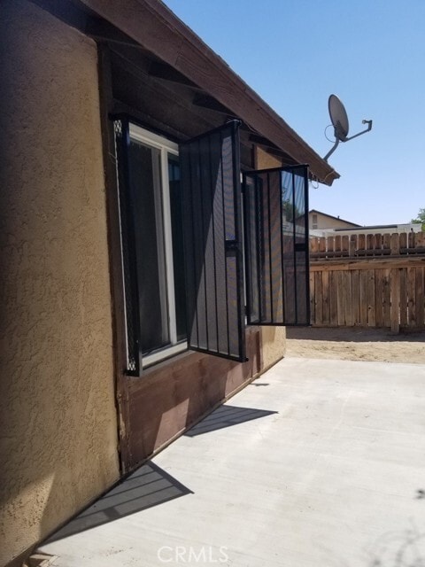 Building Photo - 15171 Wildrose St