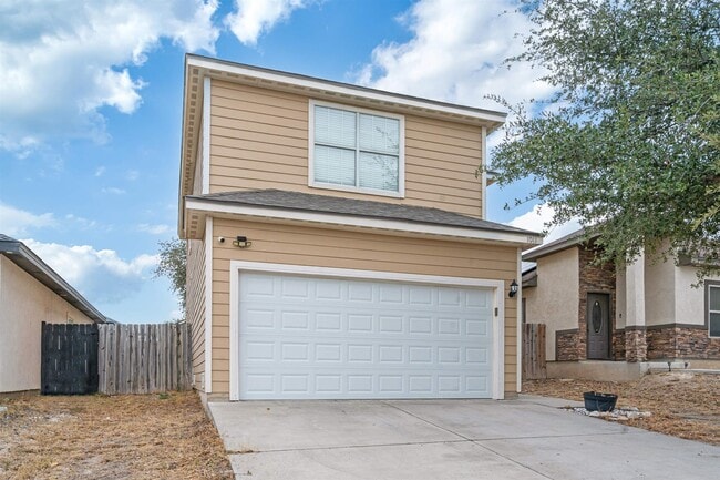 Building Photo - 1011 Tesoro Hills