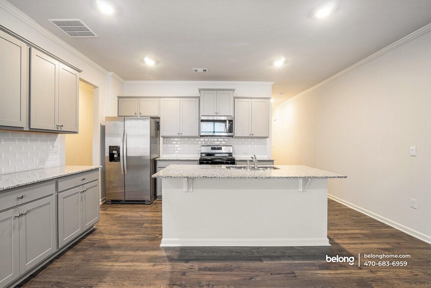 Building Photo - 2594 Poppy Ct