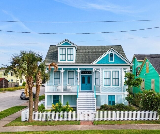 Building Photo - 3301 Ave N Ursuline St