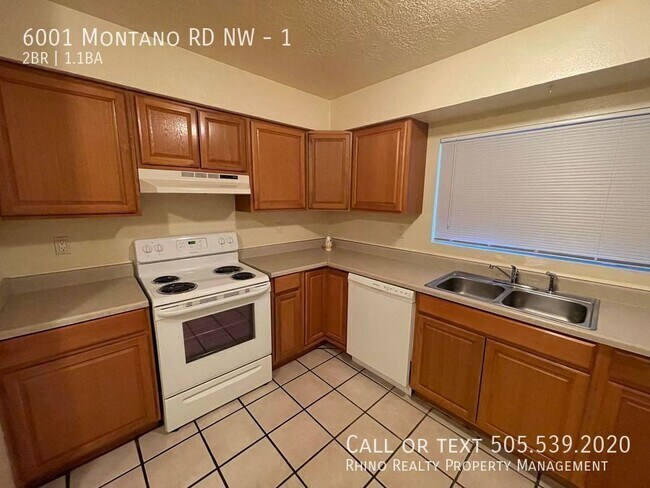 Building Photo - 6001 Montaño Rd NW