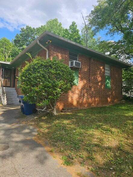 Building Photo - 245 Stafford St NW