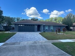 Building Photo - 8010 Dorsel Ct
