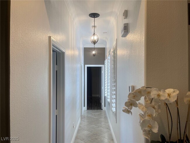 Building Photo - 609 Point Ridge Pl