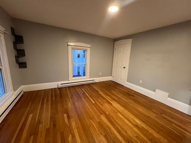 Building Photo - 96 Washington St