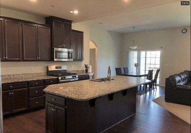 Building Photo - "Charming 2601 sq ft Rental Property in Franklin, TN - w/pool