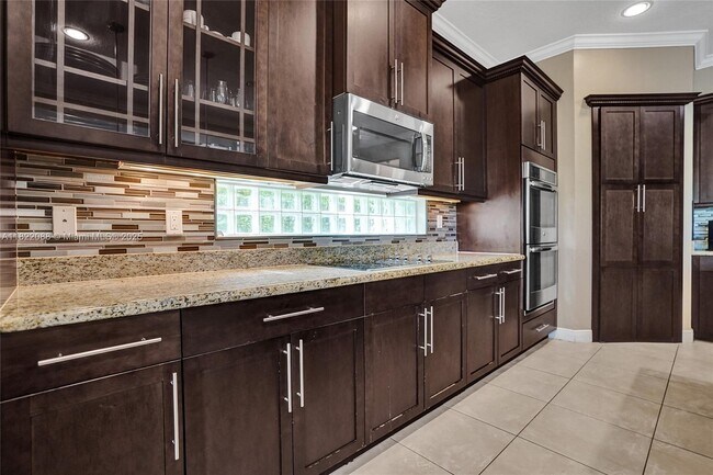 Building Photo - 8959 Cypress Grove Ln