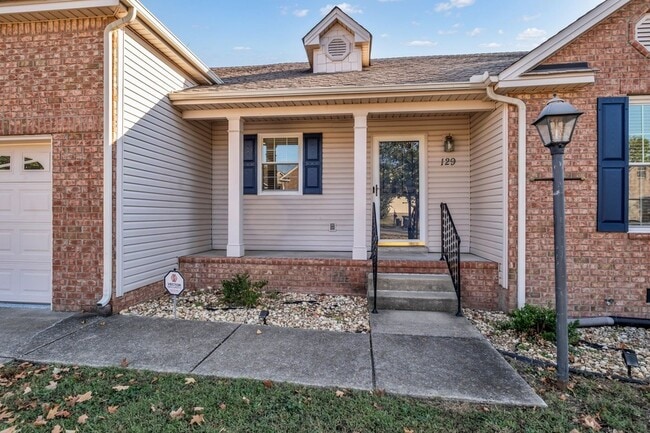 Building Photo - 129 Vintage Cir