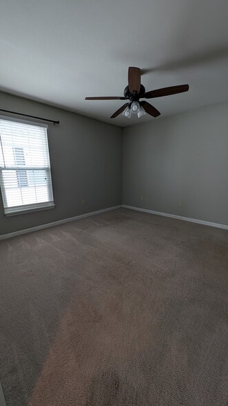 Building Photo - 1408 Summertree Springs Ave