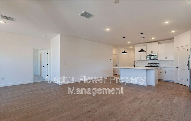 Building Photo - 3056 W Bent Tree Dr