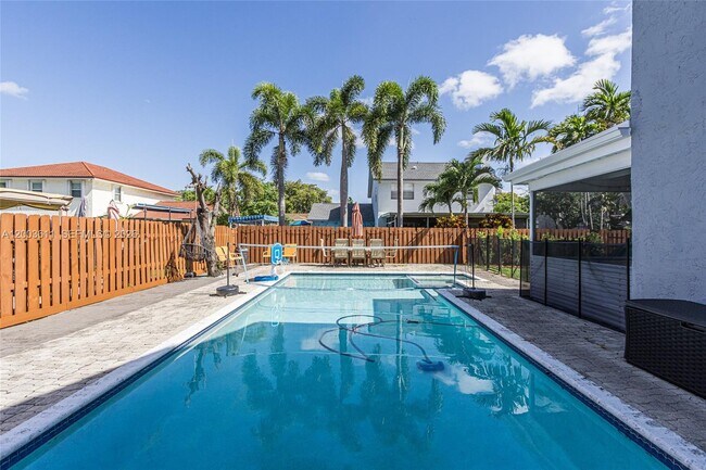 Building Photo - 7941 NW 3rd Pl