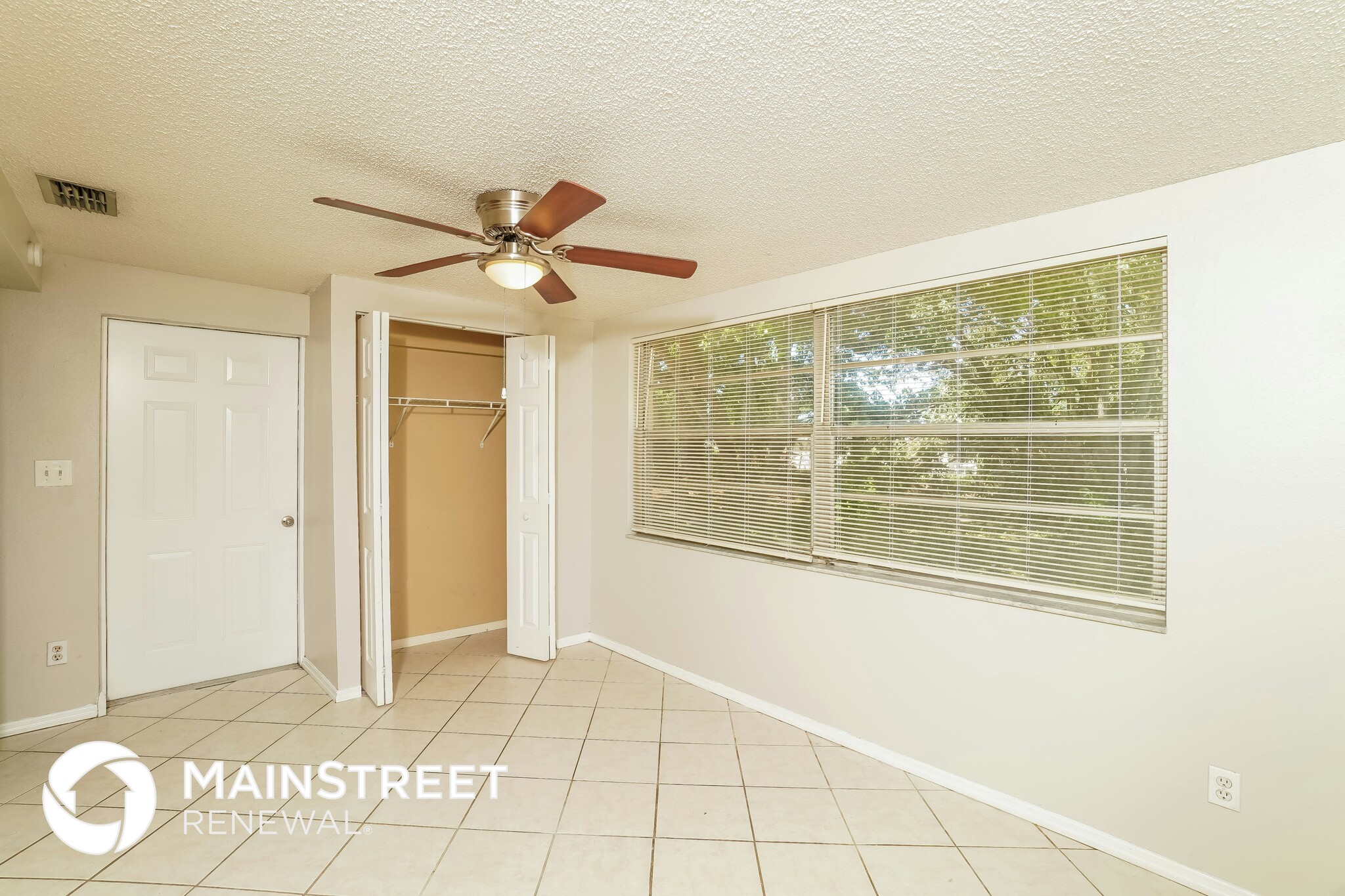 Building Photo - 6503 Ridge Crest Dr