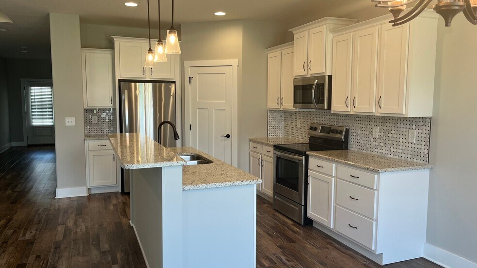 Building Photo - 1417 Lemongrass Dr