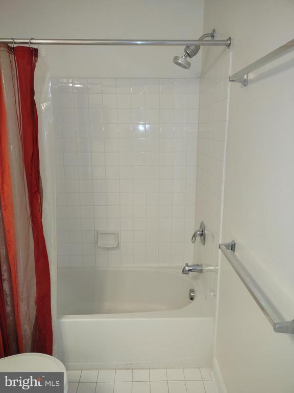 Building Photo - 2475 Terra Cotta Cir