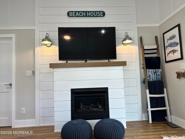 Building Photo - 225 Ocean Bay Blvd