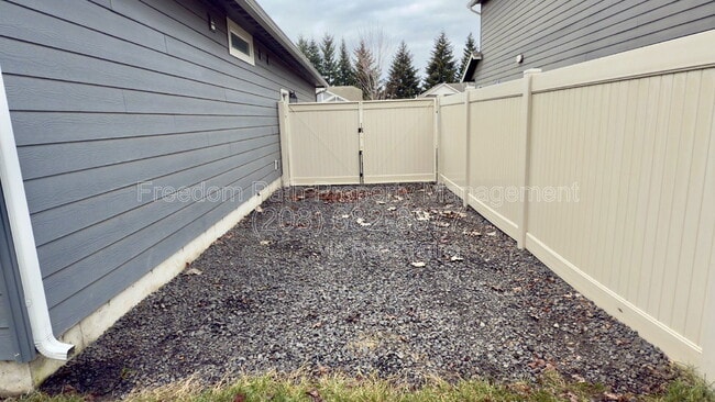 Building Photo - 9477 N Prince William Lp